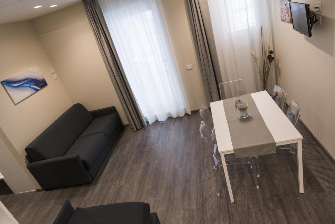 Residence Del Sole 曼弗雷多尼亚 外观 照片