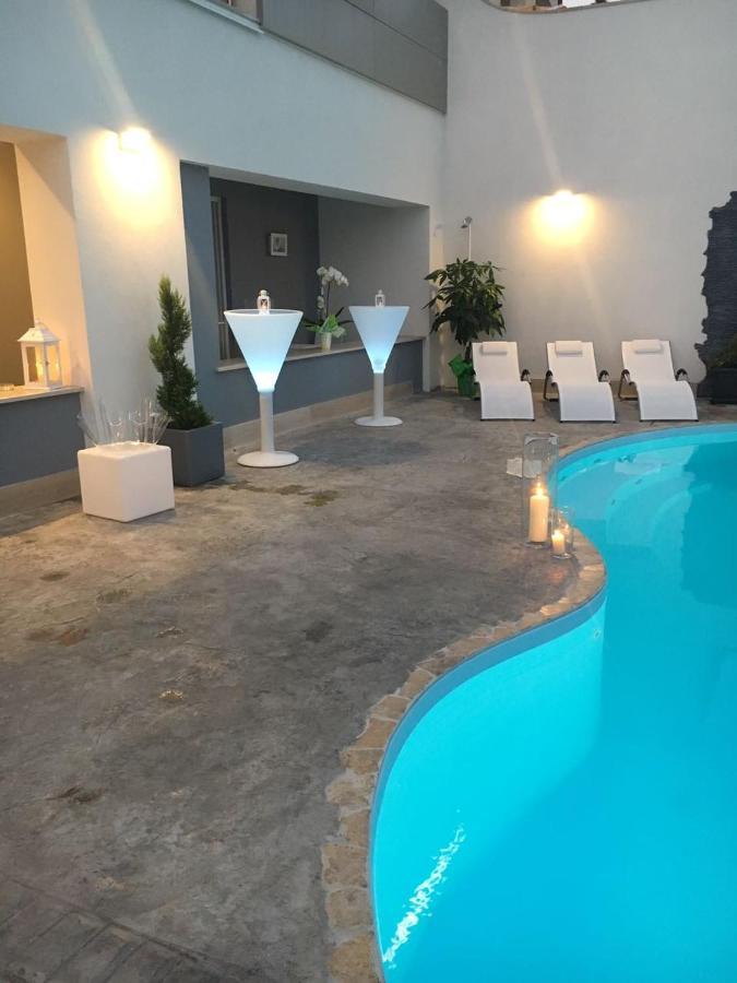 Residence Del Sole 曼弗雷多尼亚 外观 照片