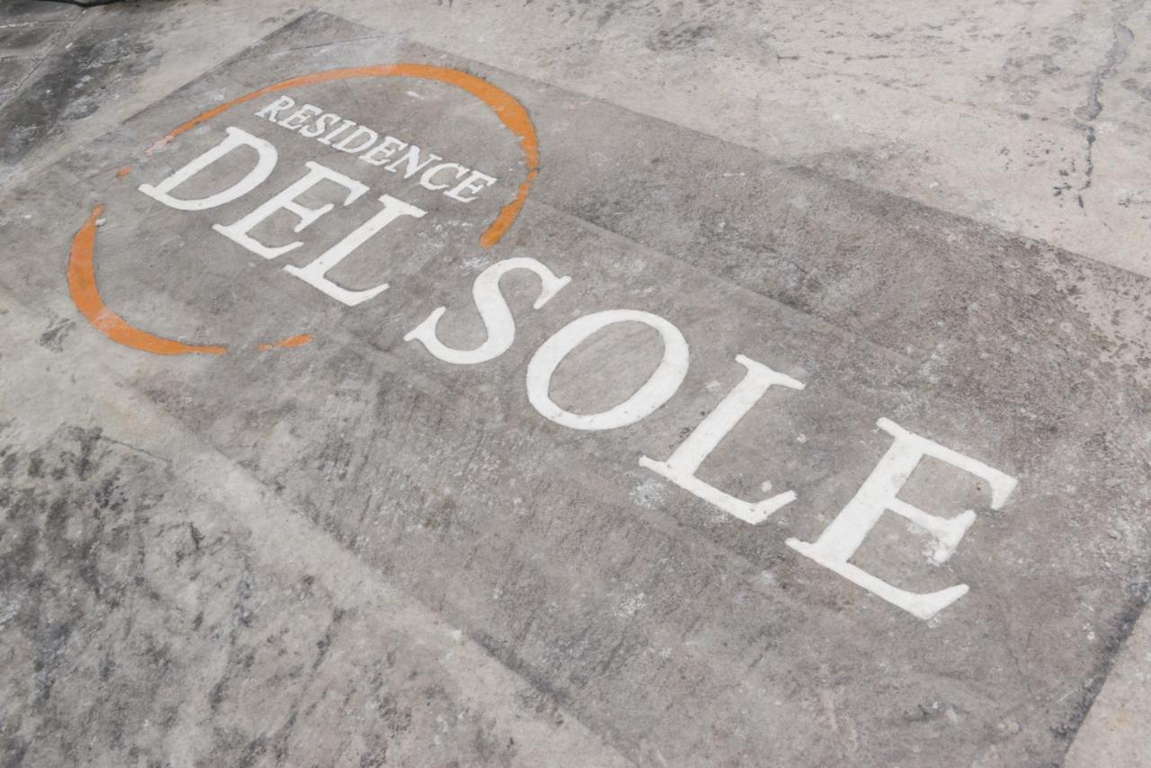 Residence Del Sole 曼弗雷多尼亚 外观 照片